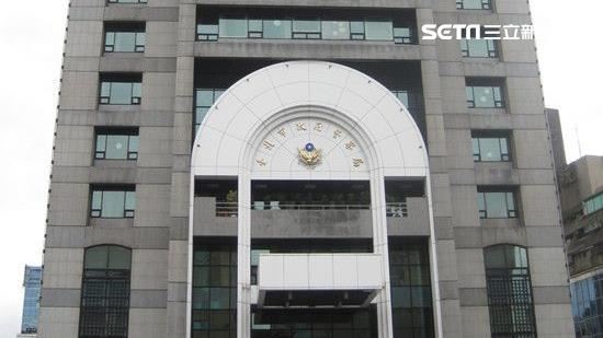 台灣新聞通訊社-性侵親生女兒348次!狼父警住家輕生亡 曾將全隊女警當成後宮