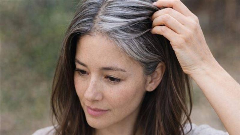 台灣新聞通訊社-過40歲身體斷崖式下滑？她曝「5殘忍轉變」 一票人有感：睡醒就有老花