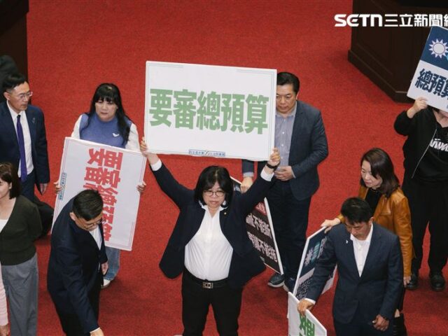 台灣新聞通訊社-最後一天還要卡！48：60藍白再封殺軍購特別條例　綠委怒喊：我要審預算