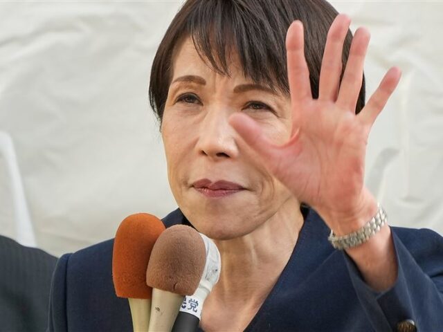 台灣新聞通訊社-首相去留戰開打！高市早苗淚訴：30年才走到這　「自己解散」衝熱搜