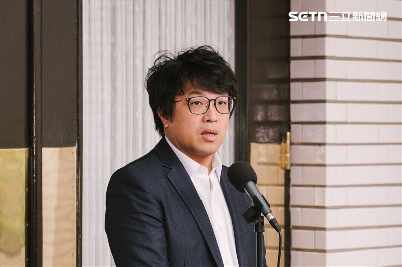 台灣新聞通訊社-換新髮型！沈伯洋坦言女兒看到嚇哭：接半年陳情電話「叫我剪頭髮」