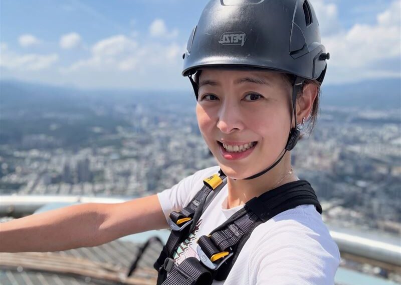 台灣新聞通訊社-賈永婕免費送禮？　小心！這是「假董」2處辨真偽