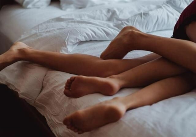 台灣新聞通訊社-人妻私訊女同事「有沒有濕濕的、不准穿牛仔褲」　運將夫崩潰求償