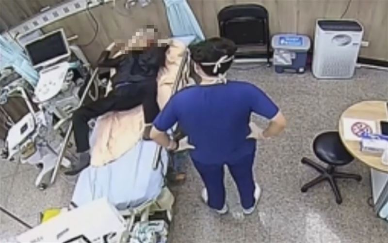 台灣新聞通訊社-又傳醫療暴力！南投酒空男急診室暴走　出拳暴打2醫護又襲警遭壓制送辦