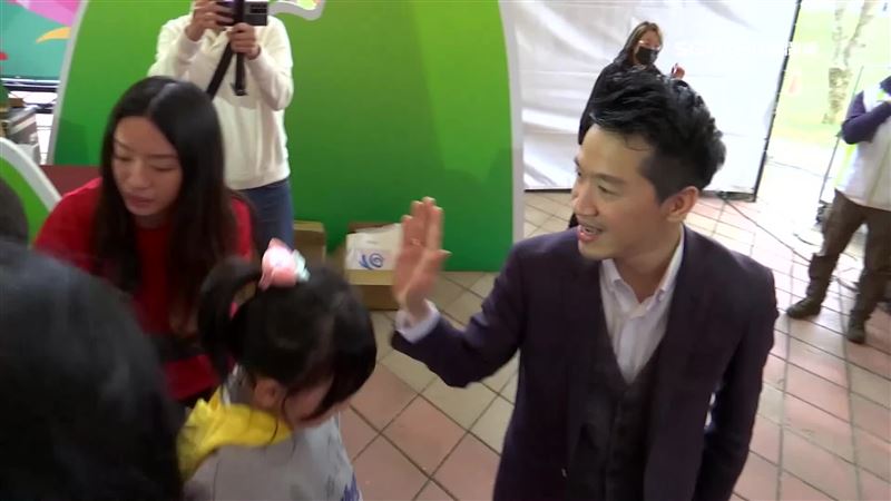 台灣新聞通訊社-桃園HO幸福親子派對　何志偉登場氣氛熱鬧
