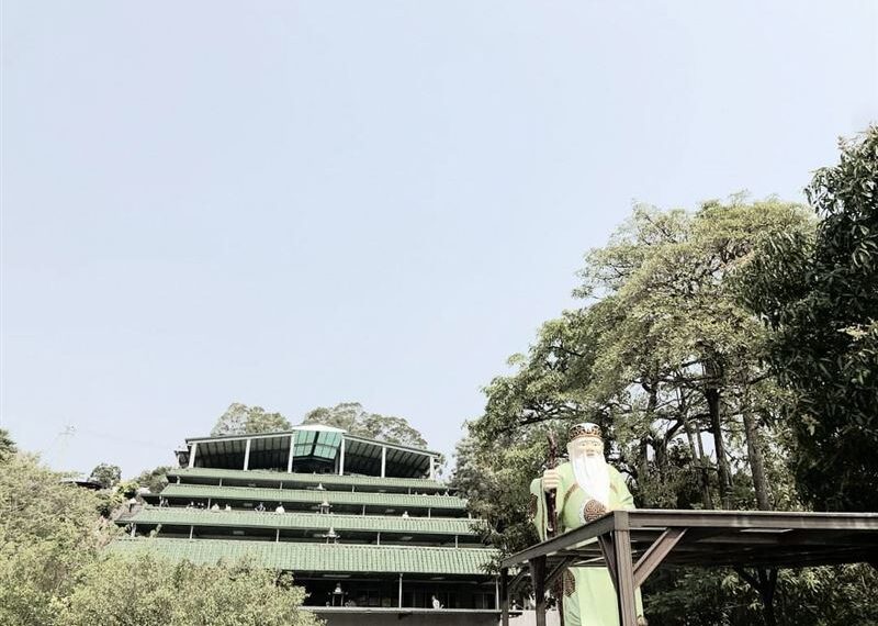 台灣新聞通訊社-好會賺！草屯公所賣靈骨塔月賺破億　霸氣發1~5歲幼童爽領2萬