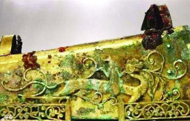 台灣新聞通訊社-山西挖出純金棺材！專家驚見「這條紅絲帶」：絕對不能開