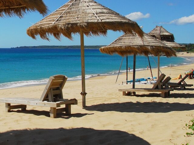 台灣新聞通訊社-墾丁國旅人數慘！再傳指標飯店「停業整修」　地方憂：連雞都快餓死了