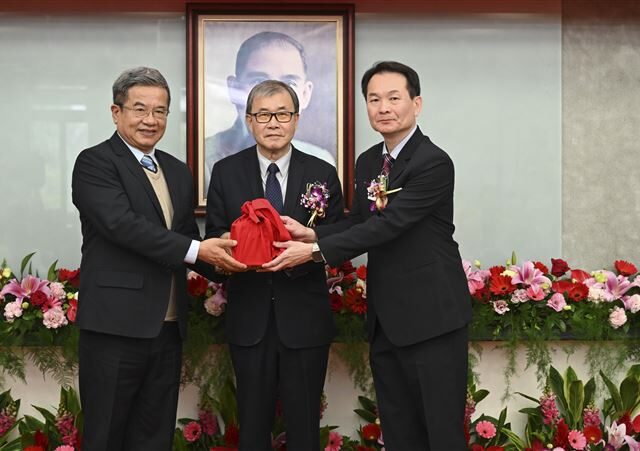 台灣新聞通訊社-教育部辦理國立大學校長交接　高科大第三任校長正式上任迎戰未來