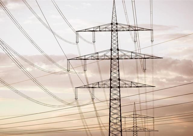 台灣新聞通訊社-AI熱錢不只追晶片　新增近3萬人搶追它！