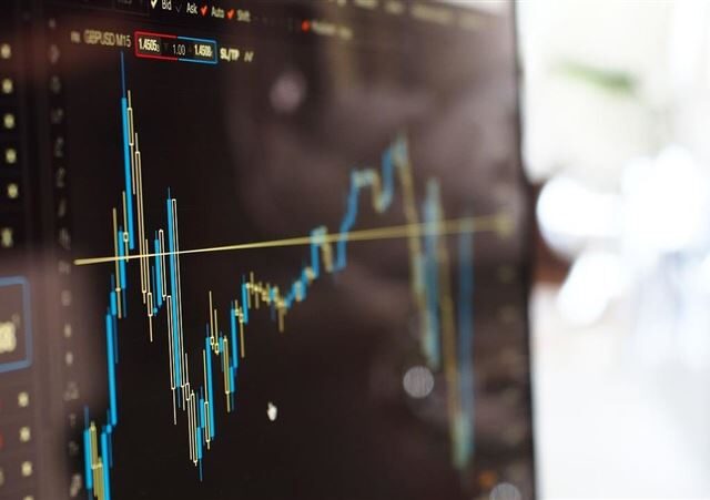 台灣新聞通訊社-聯準會利率按兵不動符預期　美股收盤互有漲跌！費半漲189點