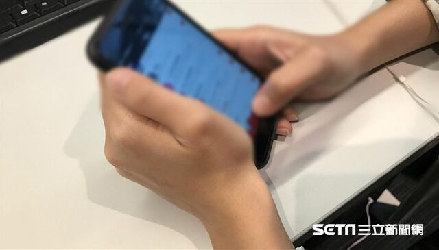 台灣新聞通訊社-iPhone自動選字狂錯！他曝「1神招」變超順　千人實測：大救星