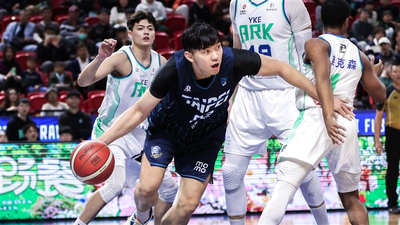 台灣新聞通訊社-PLG/前5戰8分!曾祥鈞雙十表現雪恥 感謝林志傑心靈雞湯:是機會就投