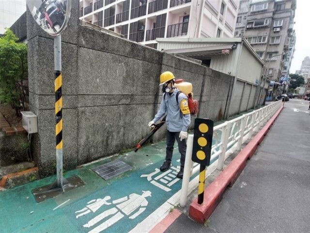 台灣新聞通訊社-染漢他病毒病逝！醫揭「難纏症狀」致命　警告：大掃除要小心