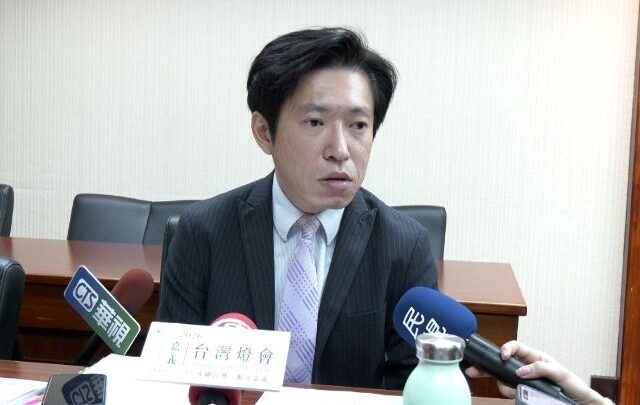 台灣新聞通訊社-許舒博籲國會速審關稅協議　張惇涵跟進喊話：朝野政黨不要「國內互打」