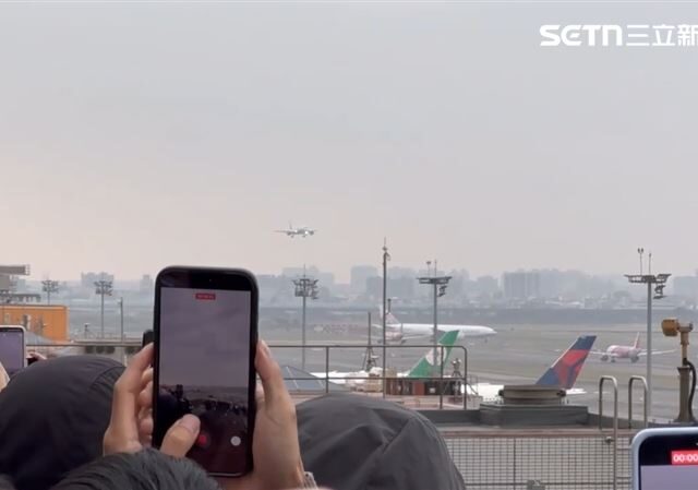 台灣新聞通訊社-全台第1架！星宇A350-1000張國煒親駕返台　350席旗艦機、航程直攻歐美