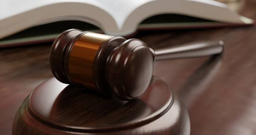 台灣新聞通訊社-病患家屬拍桌咆哮護理師「靠背、把警衛當私人保鑣」 判定免罰3萬元