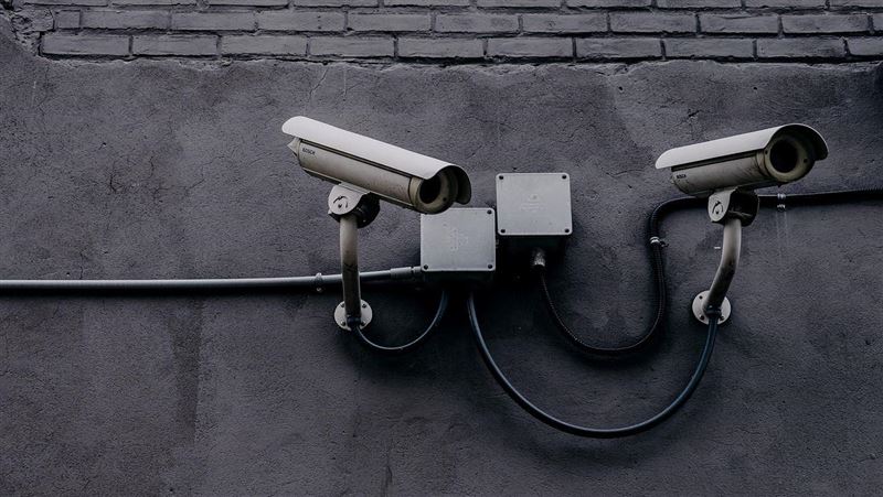 台灣新聞通訊社-新竹人妻疑尪「偷吃親妹」監控行蹤3年！法官認「愛已消磨殆盡」准離