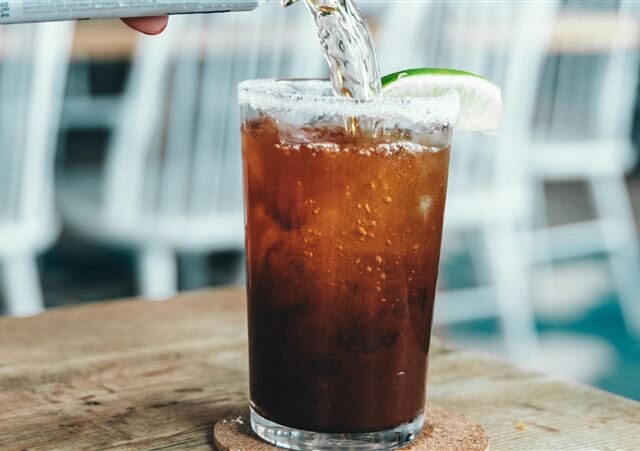 台灣新聞通訊社-別常喝「這飲料」！加州大學研究：每天1杯老4.6歲　跟抽菸一樣可怕