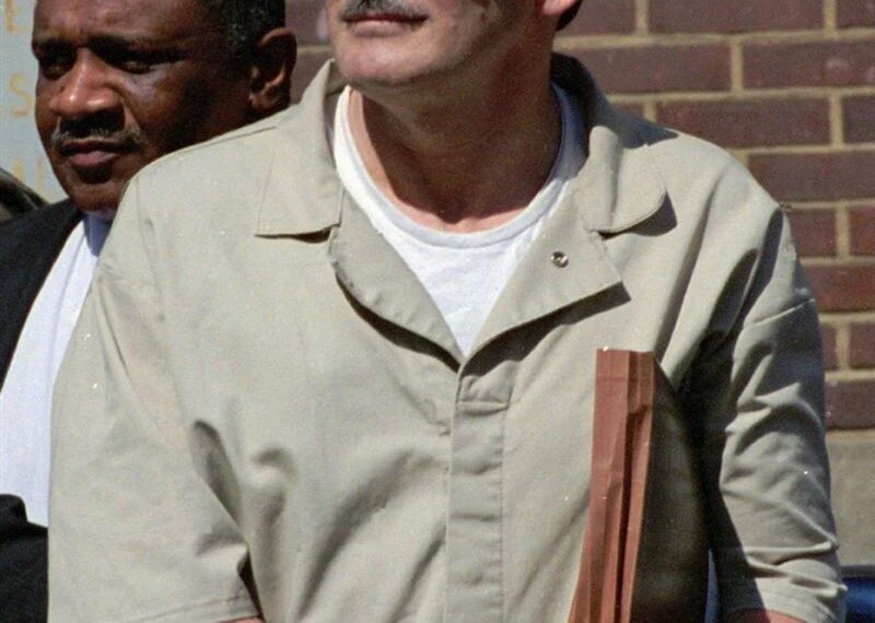 台灣新聞通訊社-中情局幹員艾姆斯為蘇聯效命　終身監禁死於獄中