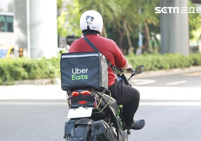 台灣新聞通訊社-恐嚇罪判拘役20日！吵架後怒點Uber Eats　她買2把刀送給親姊