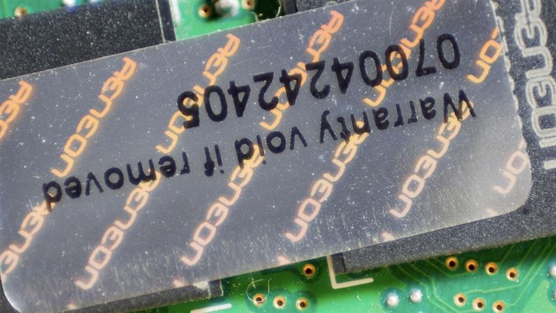 台灣新聞通訊社-熱門股／記憶體一路狂奔　NAND Flash缺貨點將6強