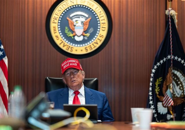 台灣新聞通訊社-新／怕被美國轟？川普爆料「伊朗不想被痛擊」：已打電話聯繫白宮求談判