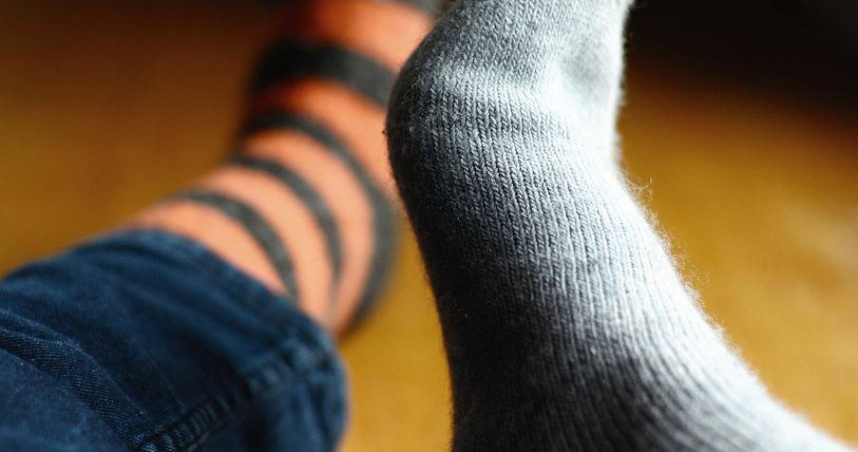 台灣新聞通訊社-阿嬤罵「要死的人才穿襪睡覺」！醫示警：恐變「慢性自殺」這2種人別穿