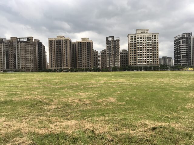 台灣新聞通訊社-土地交易狂減千億 建商從「只買好貨」轉為這種土地才買