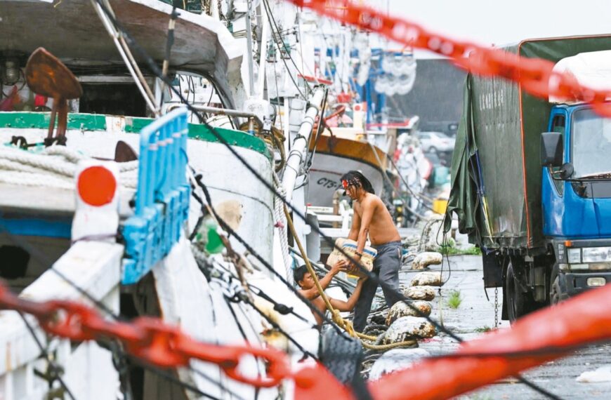 台灣新聞通訊社-漁業與人權行動計畫2.0 提高外籍船員薪資、提升船上通訊與醫療條件