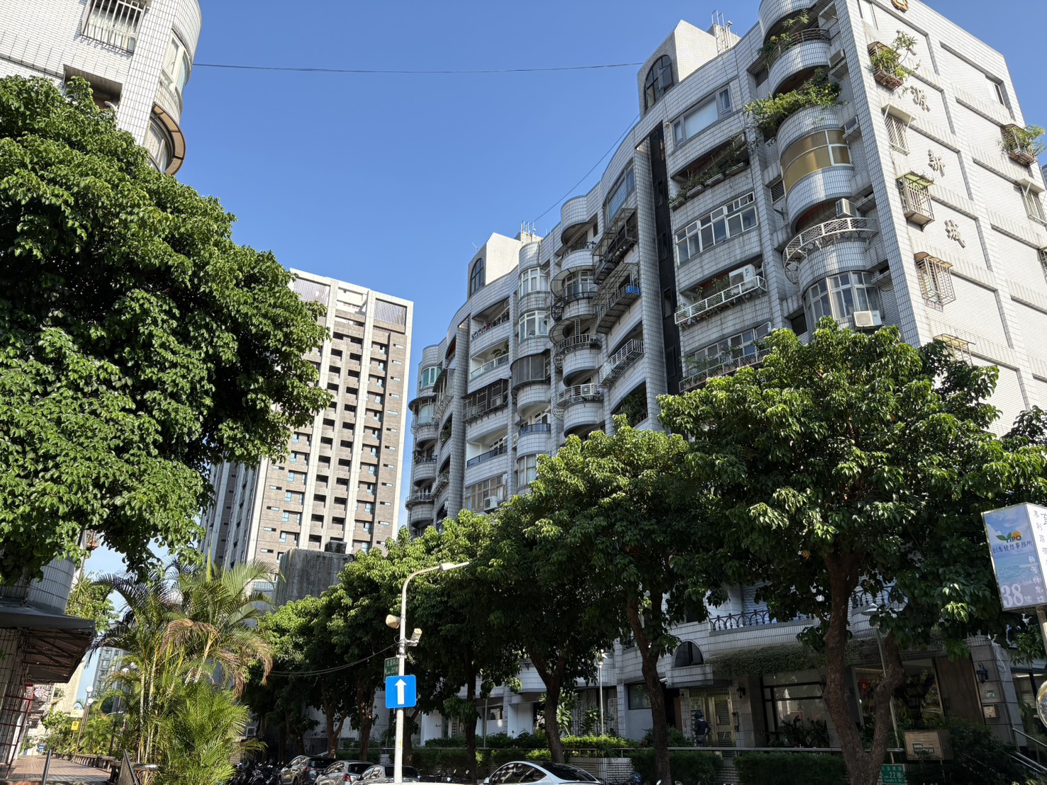 台灣新聞通訊社-「大小巨蛋中心點」兩類住宅最受青睞 信義房屋揭購屋兩極化關鍵