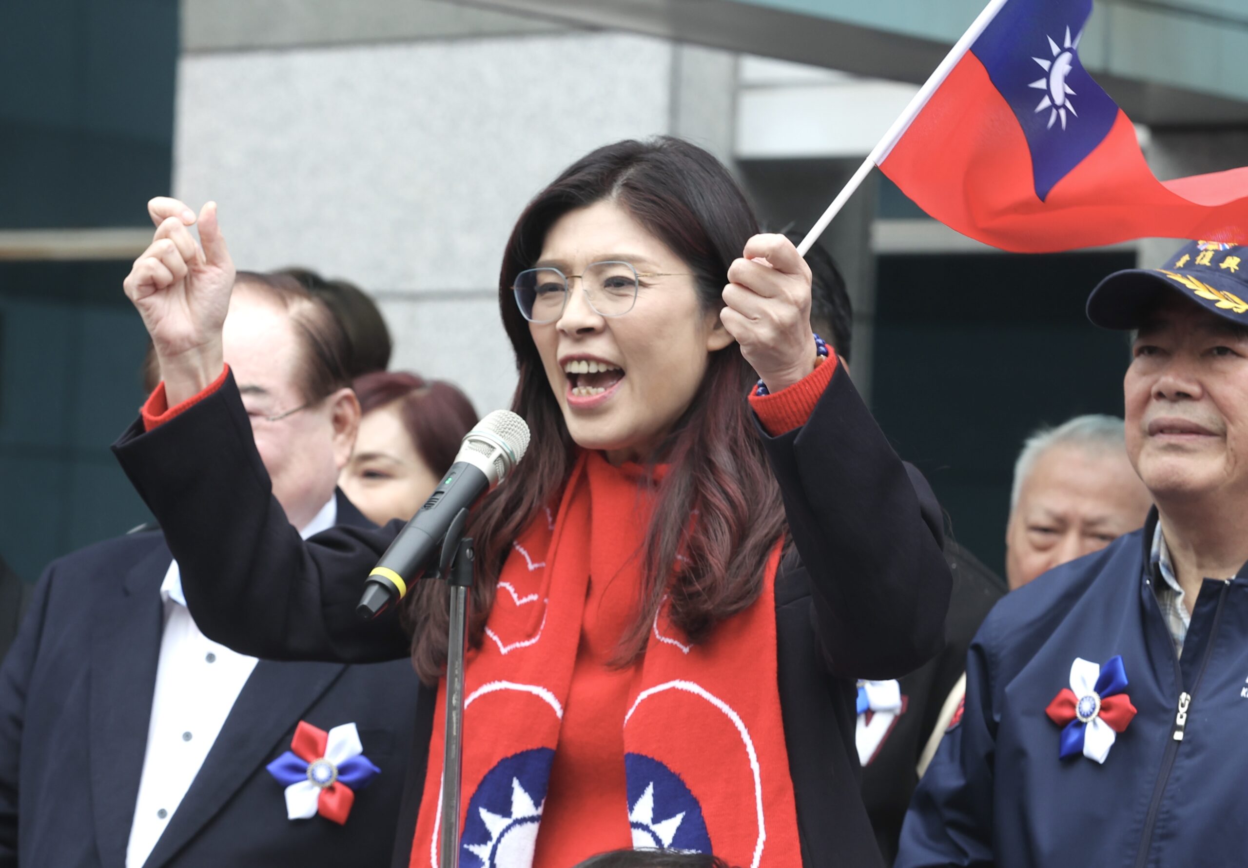 台灣新聞通訊社-蕭旭岑：3月前藍白合完成提名 鄭麗文已在內部會議指示