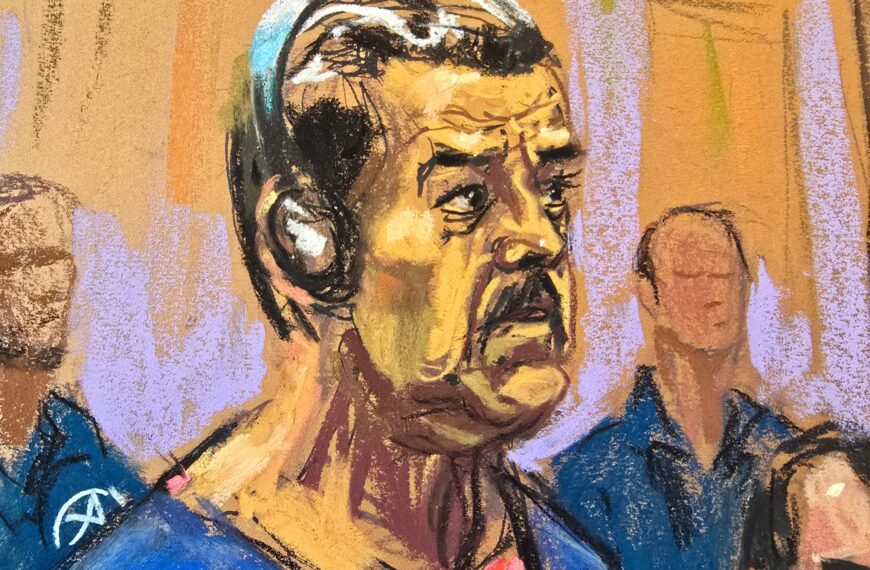 台灣新聞通訊社-馬杜洛受審細節！愛插嘴被律師警告 退庭帶走1支筆下場曝光