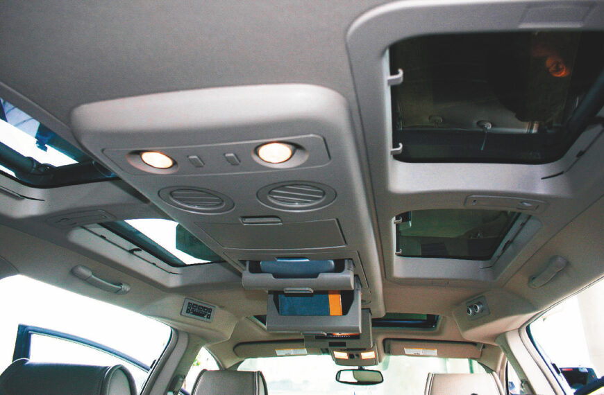 台灣新聞通訊社-打開車內燈為什麼大人很激動 網友共鳴有童年陰影 警方曝解答