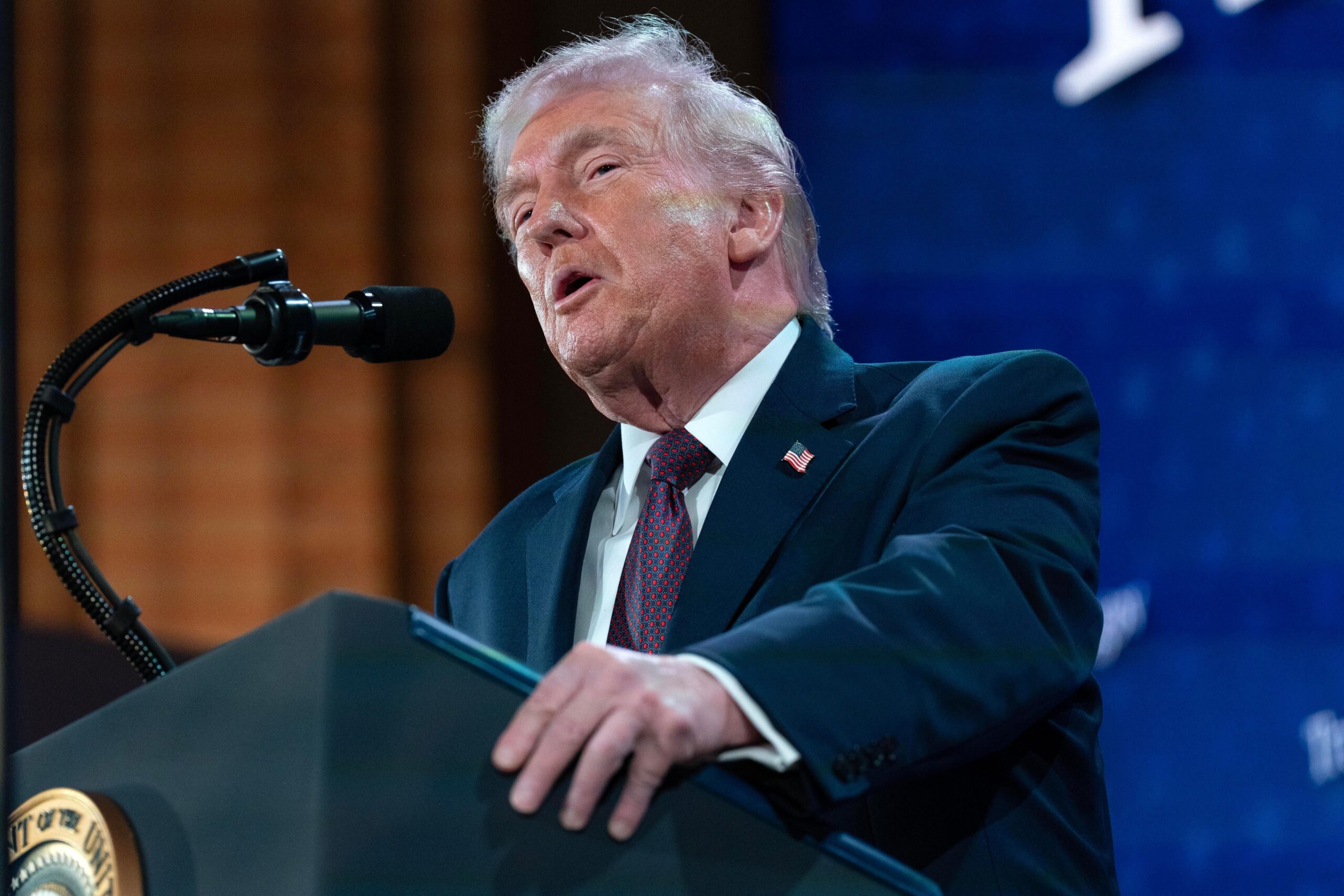 台灣新聞通訊社-美伊戰火一觸即發！川普又考慮打伊朗原因曝 五角大廈披薩指數異常