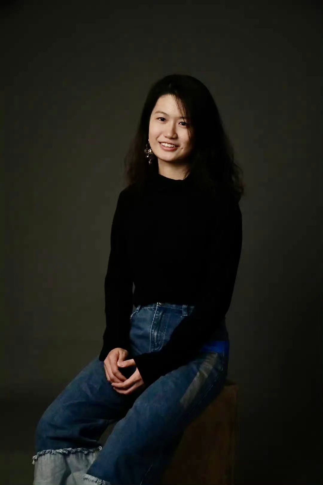 台灣新聞通訊社-中國23歲女導演賴宇晴在柬埔寨墜亡 腦出血、脊椎骨折