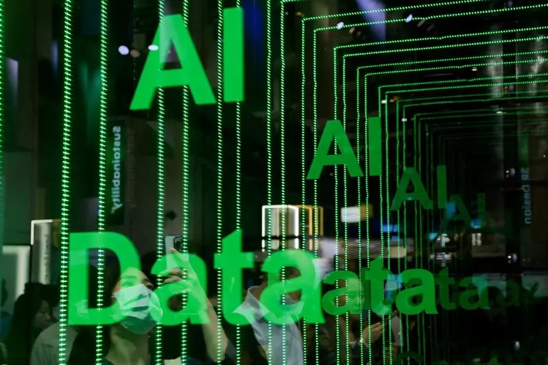 台灣新聞通訊社-北京公布薪酬數據 人形機器人工程師超11萬元、AI架構師超18萬元