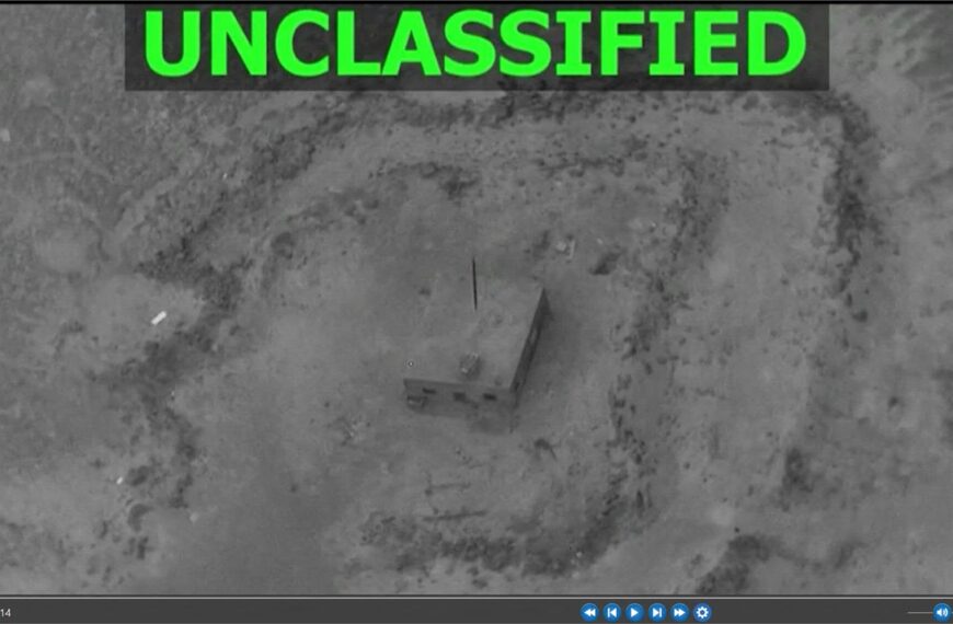 台灣新聞通訊社-川普又出手了！美軍空襲敘利亞IS目標 狂轟90枚彈藥畫面曝