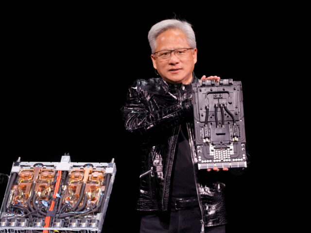 台灣新聞通訊社-近十兆元大計畫卡關 黃仁勳傳私下對OpenAI有微詞