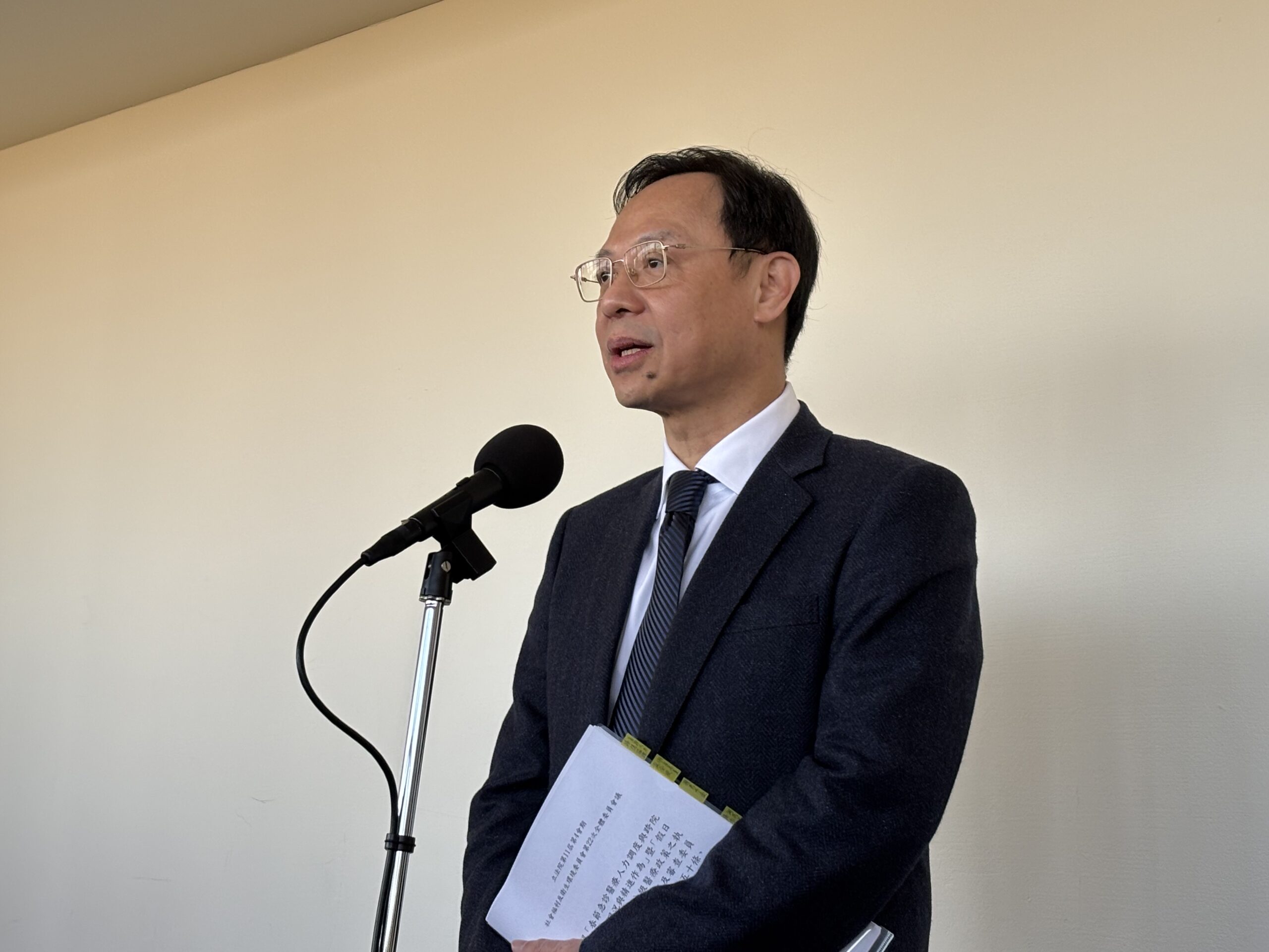 台灣新聞通訊社-不和美國同步 石崇良表態持續爭取成為WHA觀察員 五月將出團交流