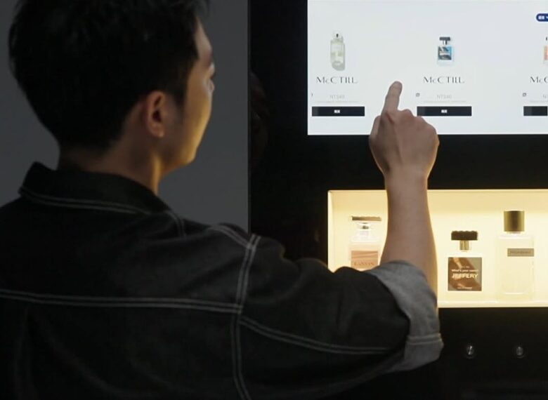 台灣新聞通訊社-約會救星！捷運站新設1機器「每次30元」 網讚：發明的是天才