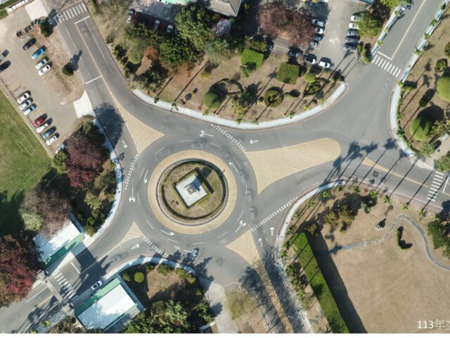 台灣新聞通訊社-注意！中興新村圓環標線將重畫 剩1車道增分隔島