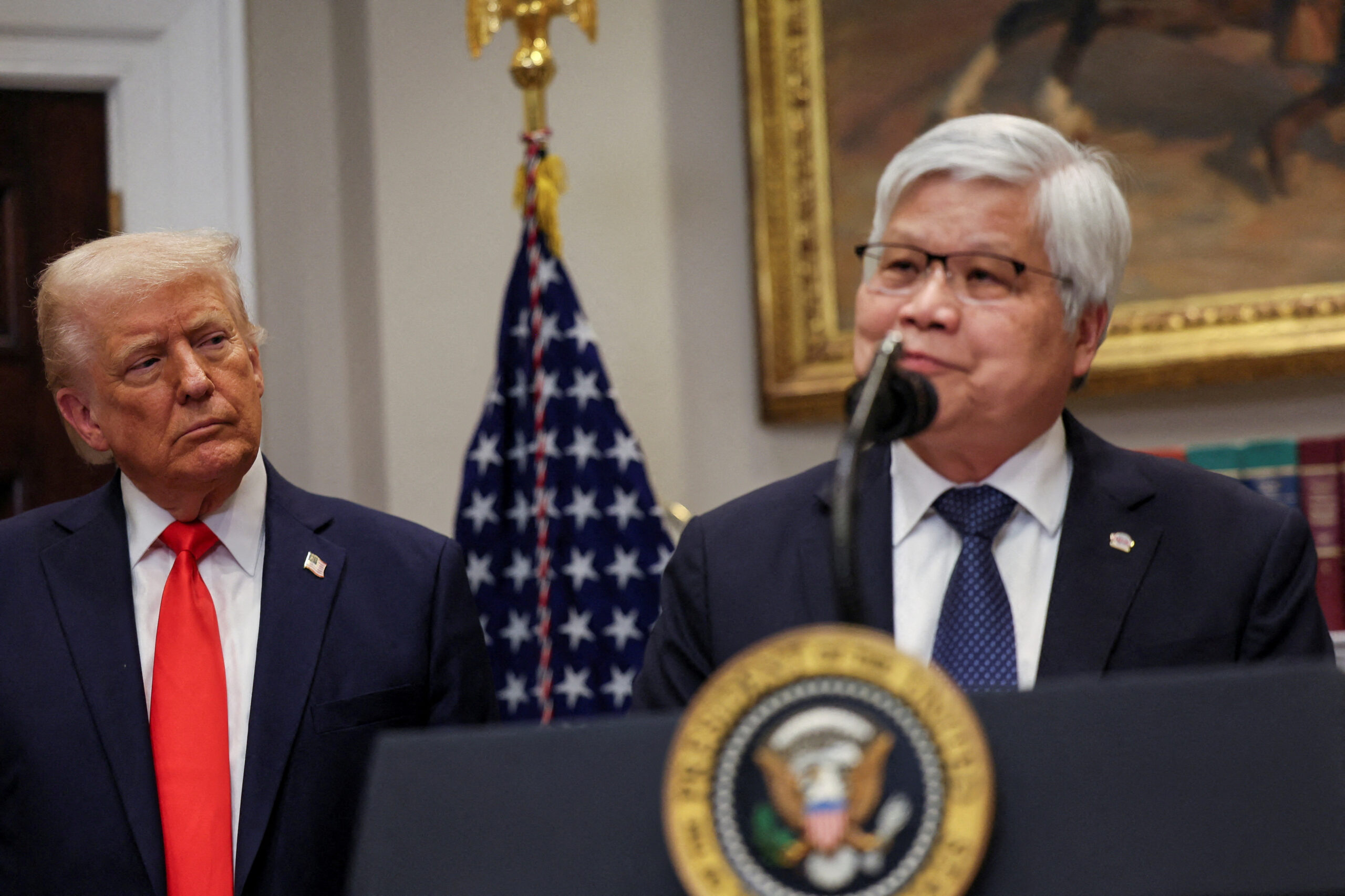 台灣新聞通訊社-台積電擴大投資美國救台美關稅？川普的算盤 魏哲家是否埋單