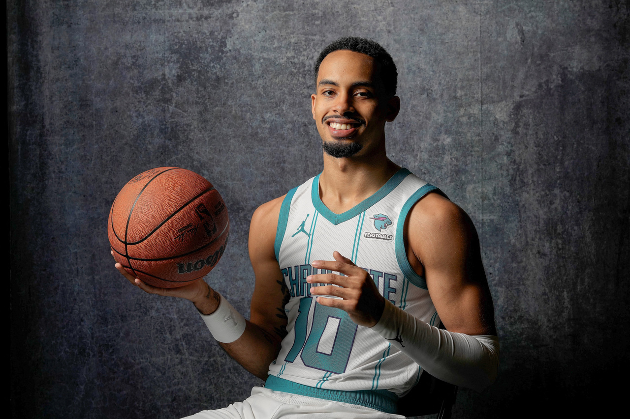 台灣新聞通訊社-NBA／曾被黃蜂選中並出賽10場 前UCLA明星後衛爭取重返NCAA