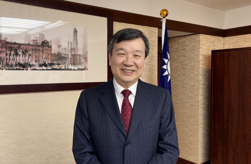 台灣新聞通訊社-高市早苗擬解散眾院 李逸洋：以單獨過半為務實目標