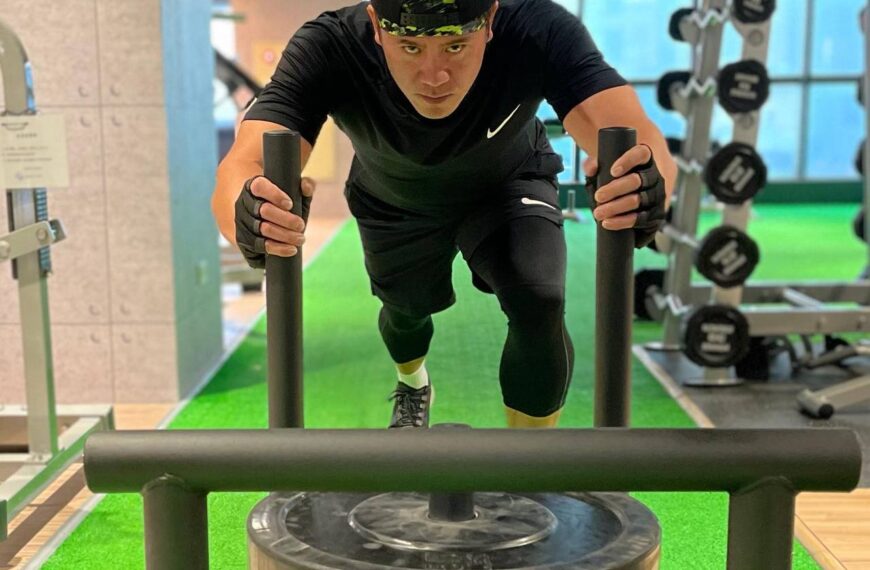 台灣新聞通訊社-棒球／「這個男人太狠了」！44歲曹錦輝曬訓練帥照 球團還額外發福利