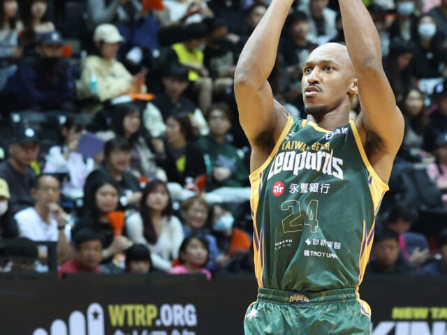 台灣新聞通訊社-TPBL／「蔣公」救我！克羅馬兩關鍵跳投雲豹險勝攻城獅