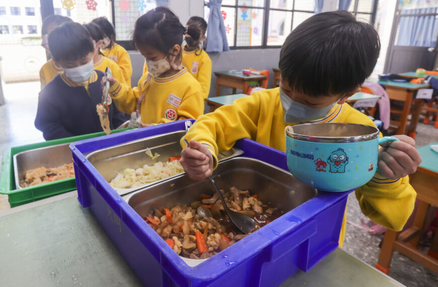 台灣新聞通訊社-多縣市陸續跟進免費營養午餐 陳吉仲給4建議