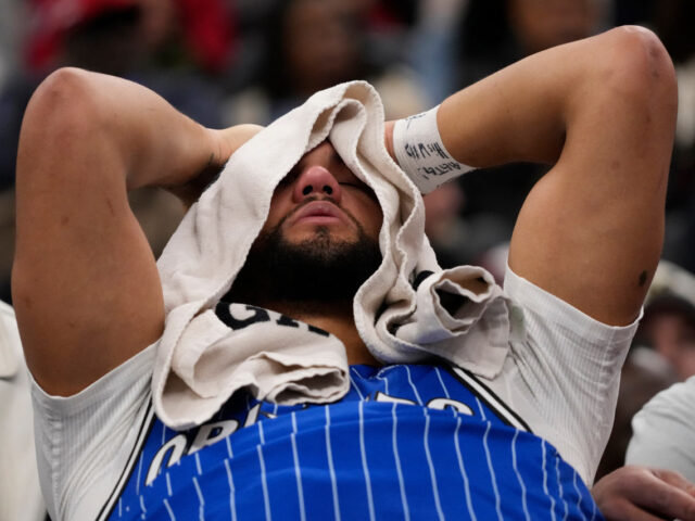 台灣新聞通訊社-NBA／魔術傷兵不斷！主力後衛MCL重創 面臨無限期休兵