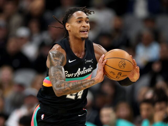 台灣新聞通訊社-NBA／馬刺戰力拉警報！瓦賽爾左腿側內收肌拉傷 回歸時間未定